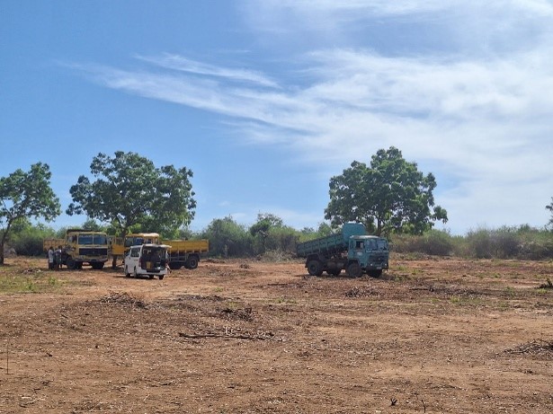 Large array of solar panels at 50MW Hambantota site